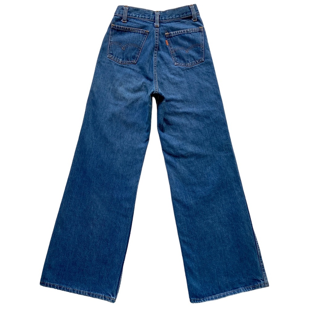 INSANE VTG 1970s Orange Tab Bellbottom Levi’s Jeans ⭐️